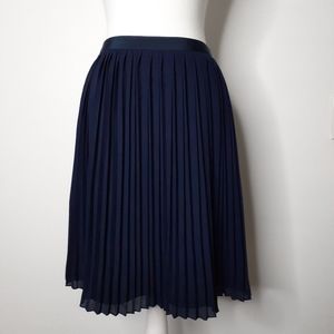 J. Crew Navy Blue Sunburst Pleated skirt Size 4